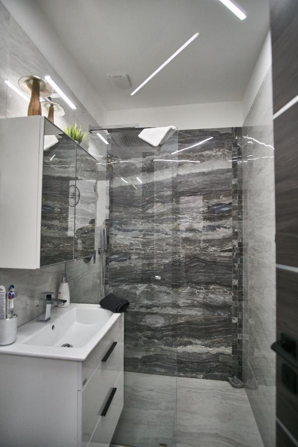 W18 Design Apartments - Budapest Downtown 외부 사진